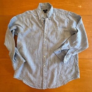 Brooks Brothers 346 L linen pale chambray, blue long sleeve button-down shirt